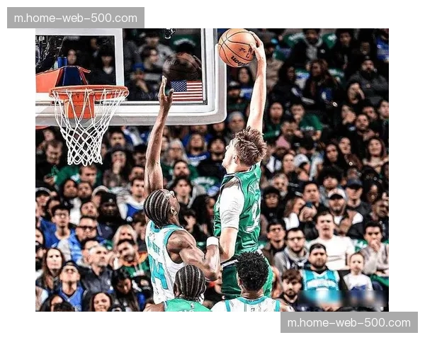 黄蜂新秀状态存疑 弗拉格脚部伤势出战概率较低